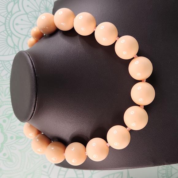 Vintage Signed Kenneth Lane Peach Necklace - Picture 6 of 6